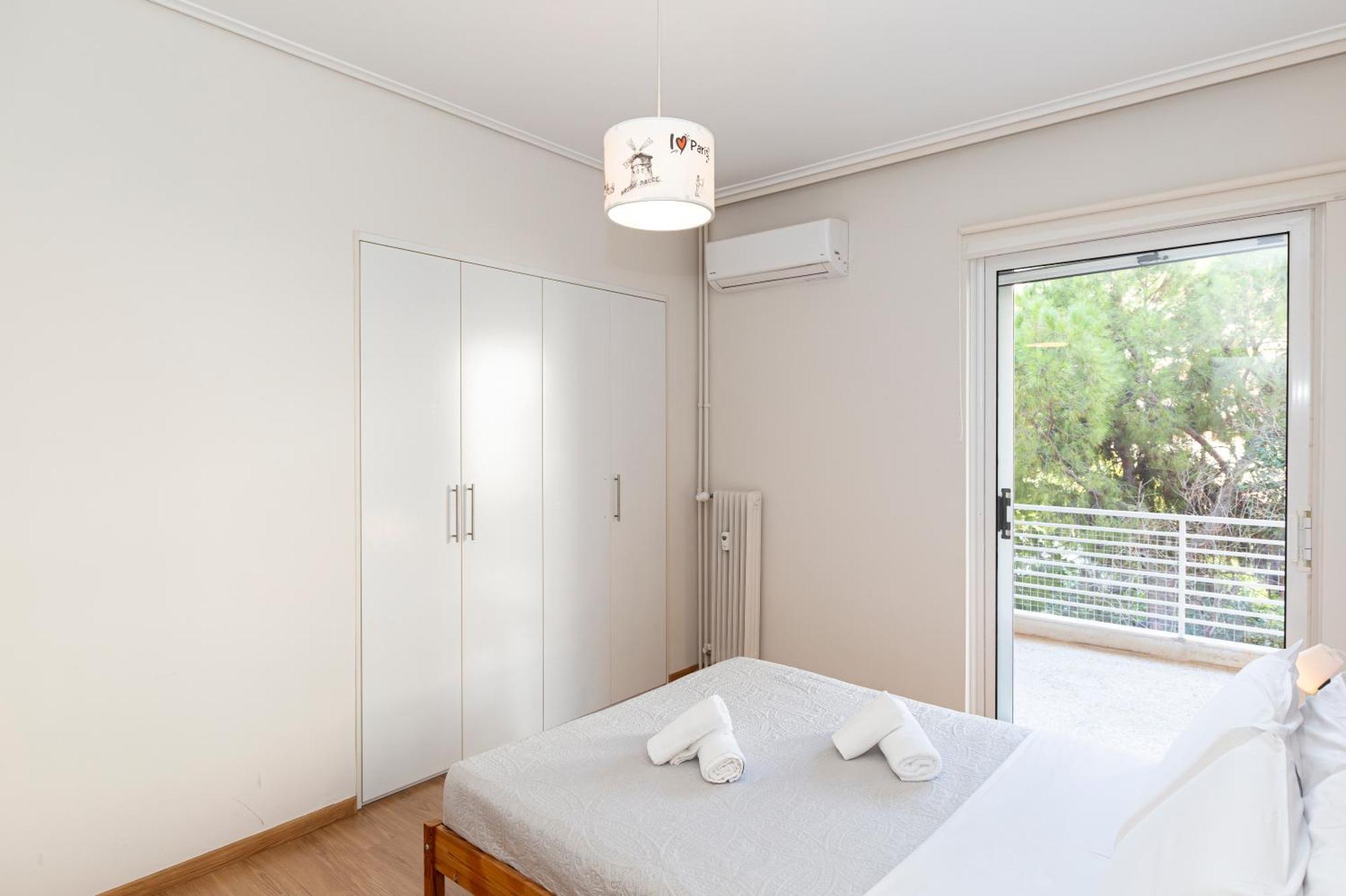 The Glyfada Hideaway Apartment Athena Bagian luar foto